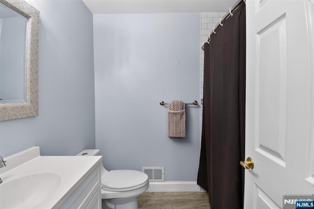 75 Washington Court Towaco, NJ 07082 - Photo 27 of 40