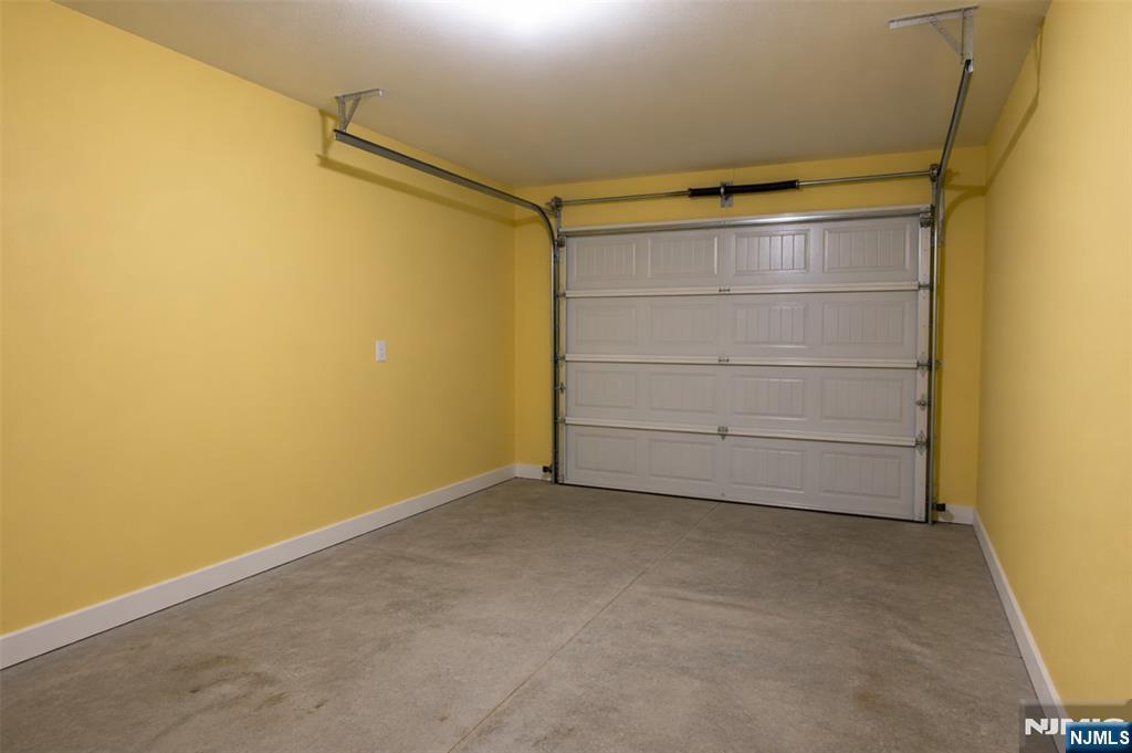 75 Washington Court Towaco, NJ 07082 - Photo 30 of 40
