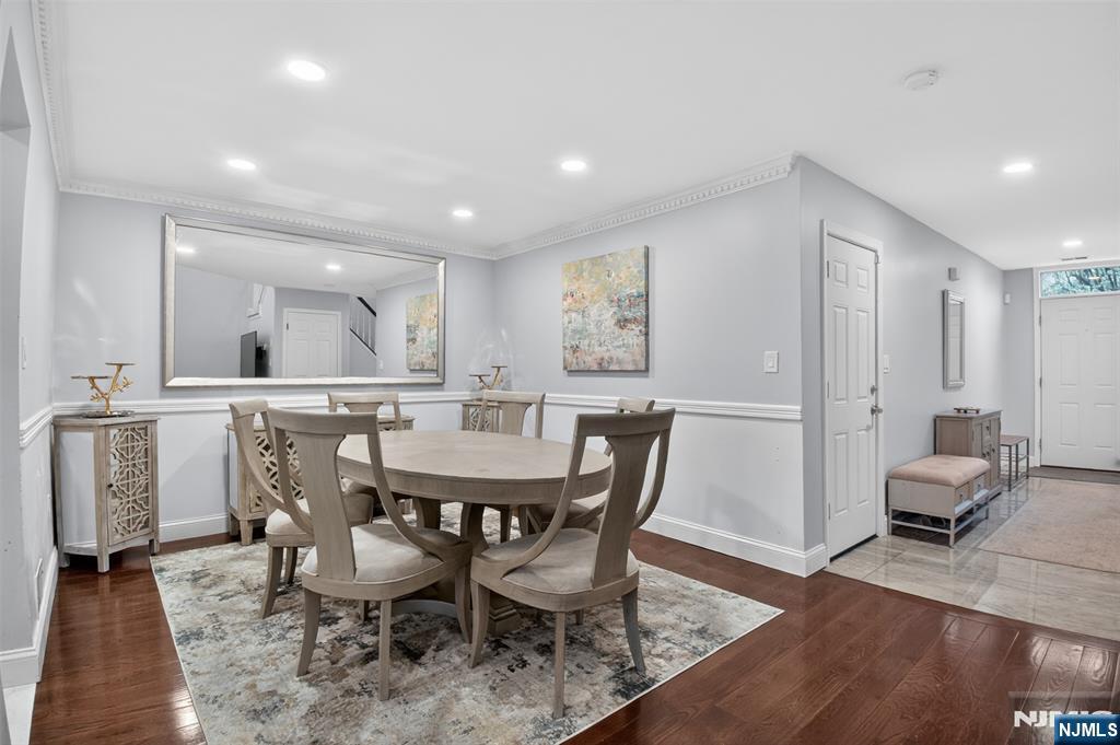 75 Washington Court Towaco, NJ 07082 - Photo 6 of 40