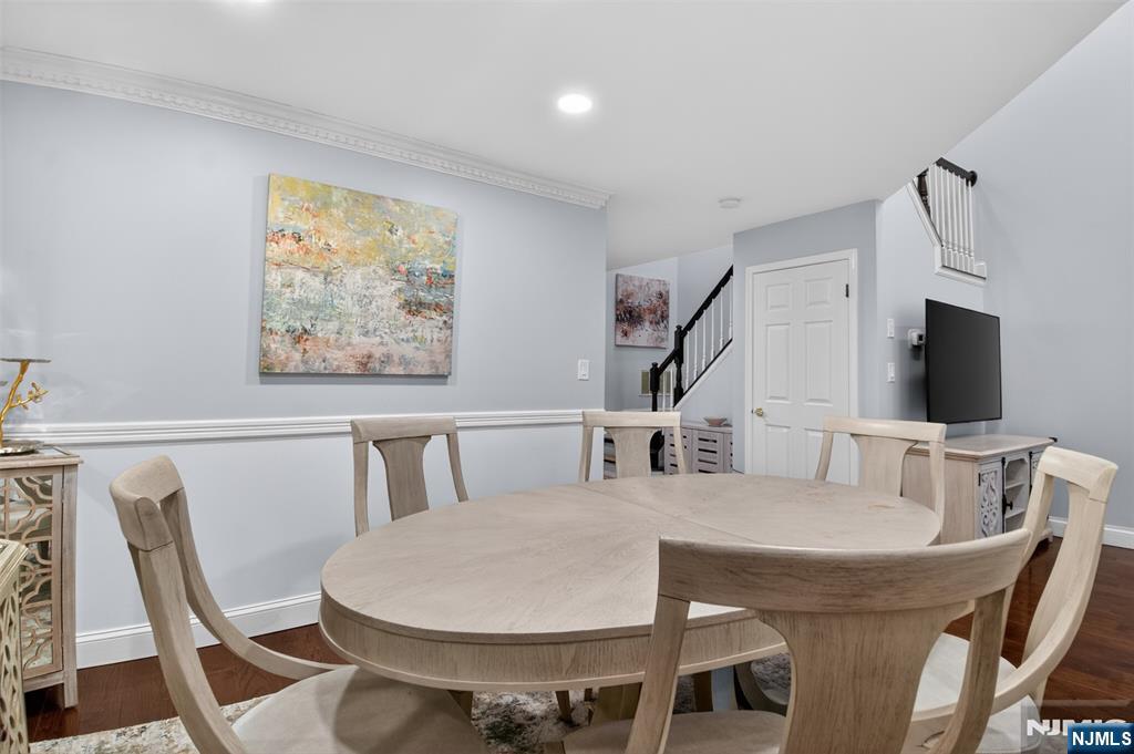 75 Washington Court Towaco, NJ 07082 - Photo 7 of 40