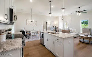 $379,900 | 2111 Scott Mdws Lane, Hernando, MS 38632