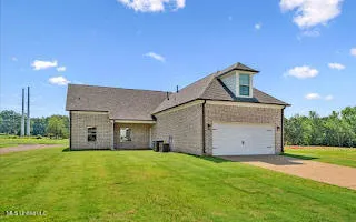 $379,900 | 2111 Scott Mdws Lane, Hernando, MS 38632