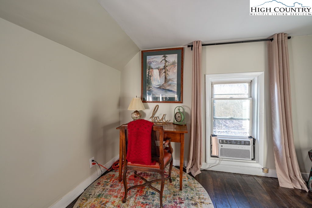 40 Painter Road Banner Elk, NC 28604 - Photo 29 of 45 a workspace with furniture and a window