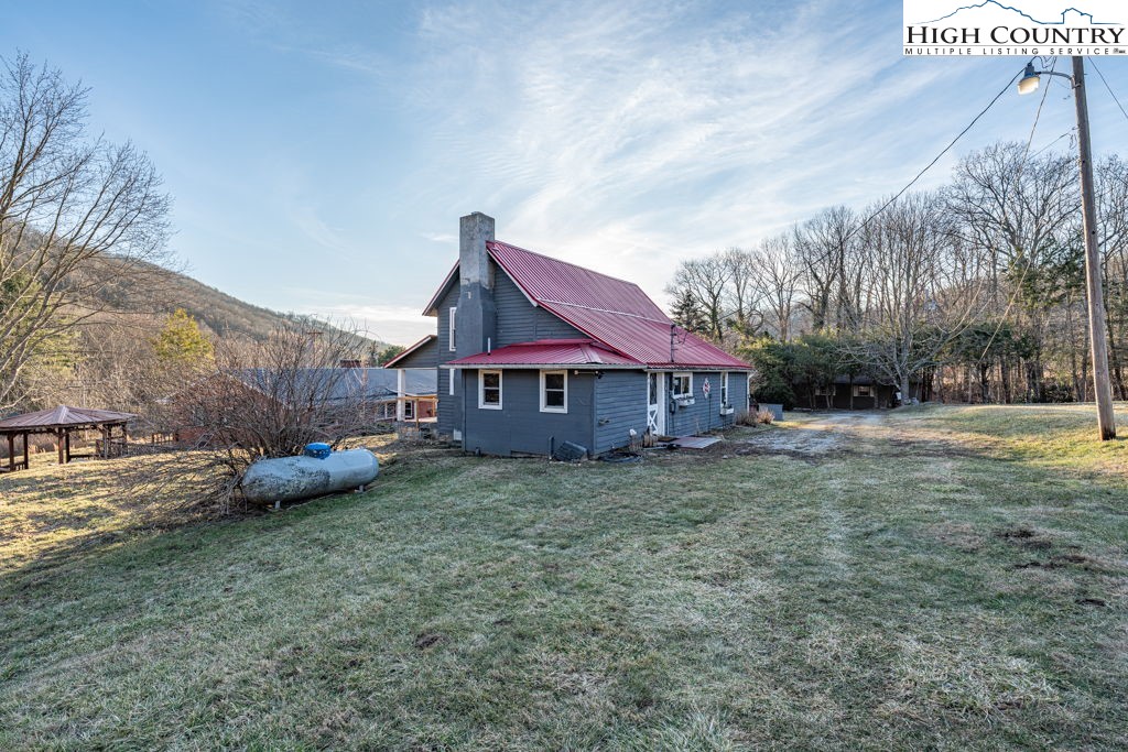 40 Painter Road Banner Elk, NC 28604 - Photo 42 of 45 a view of a house with a yard