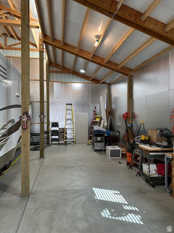 1454 East Little Sweden Road Heber City, UT 84032 - Photo 29 of 35 View of garage