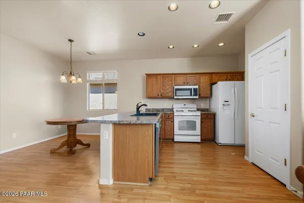 $400,000 | 8117 North Racehorse Road, Prescott Valley, AZ 86315