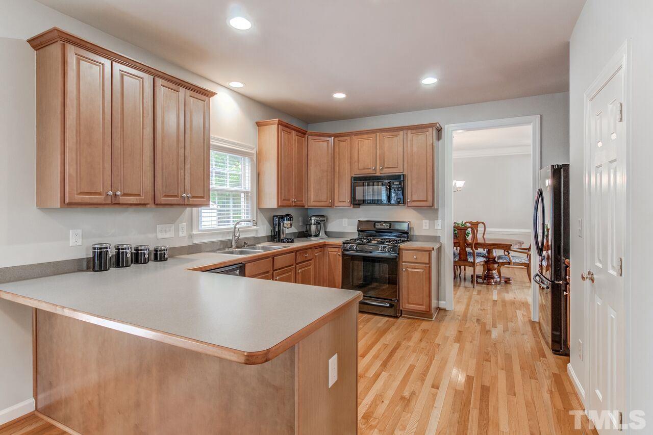 8324 Hardeth Way Raleigh, NC 27616 - Photo 7 of 25 Gallery Image 7