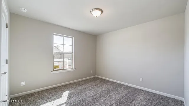 $274,000 | 128 Lake Ridge, Broussard, LA 70518