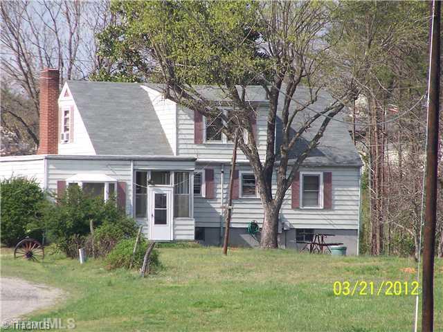 133 Bullins Road Madison, NC 27025 - Photo 2 of 15 Exterior Back.