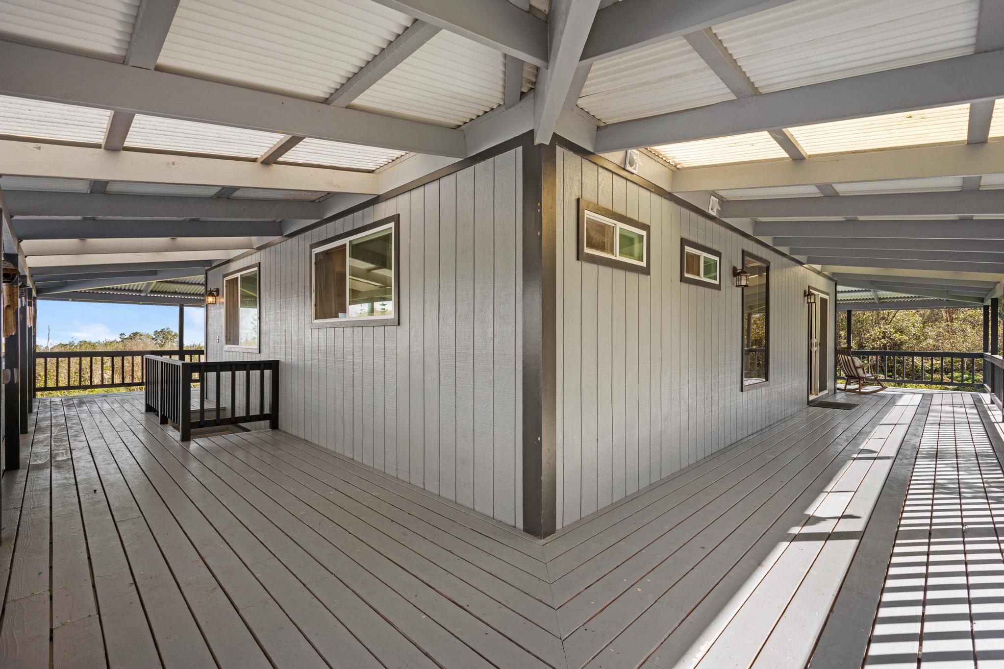 18-4565 Makaala Rd Mountain View Mountain View, HI 96771 - Photo 15 of 25 a view of a porch with wooden floor