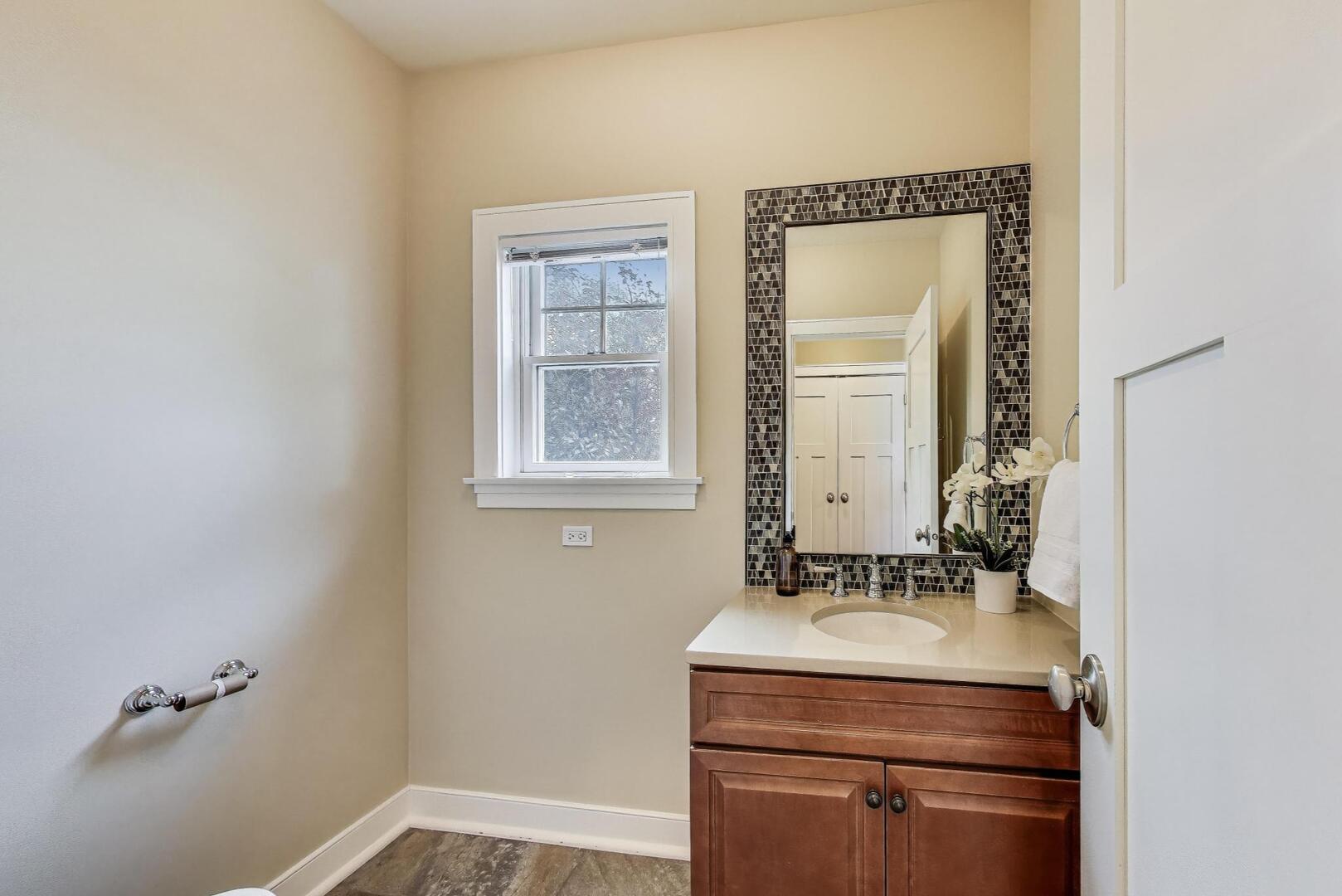 258 North Maple Avenue Elmhurst, IL 60126 - Photo 17 of 34