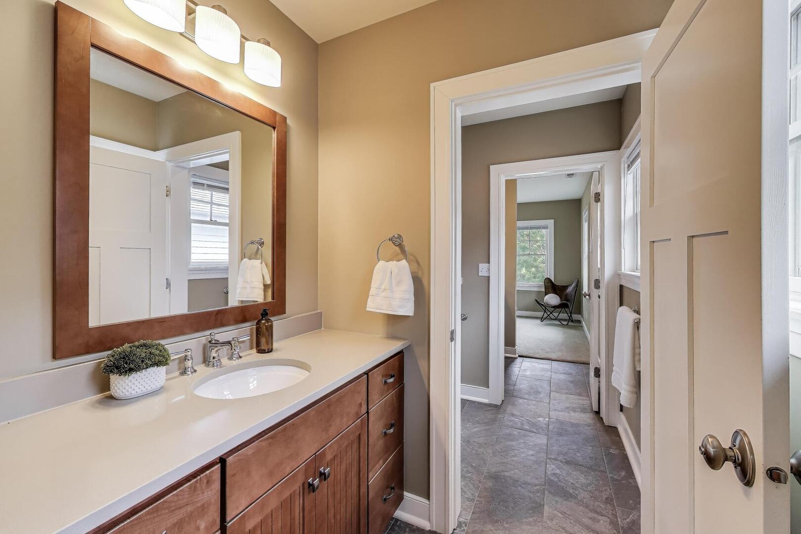 258 North Maple Avenue Elmhurst, IL 60126 - Photo 24 of 34