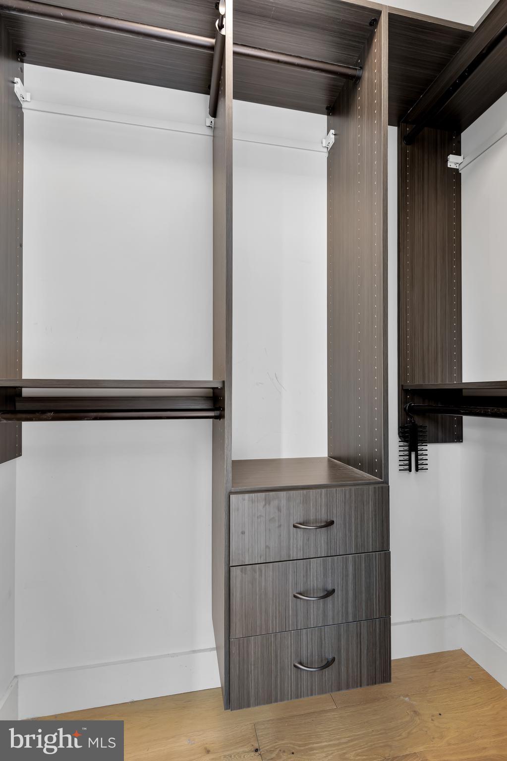 774 Girard Street Northwest, Unit 4W Washington, DC 20001 - Photo 21 of 33