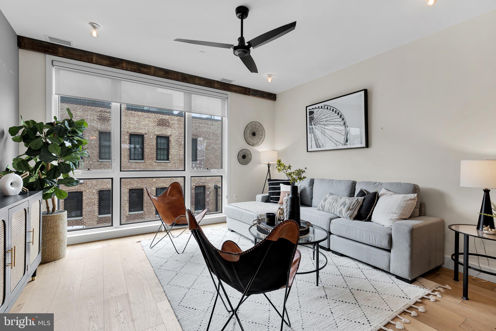774 Girard Street Northwest, Unit 4W Washington, DC 20001 - Photo 5 of 33