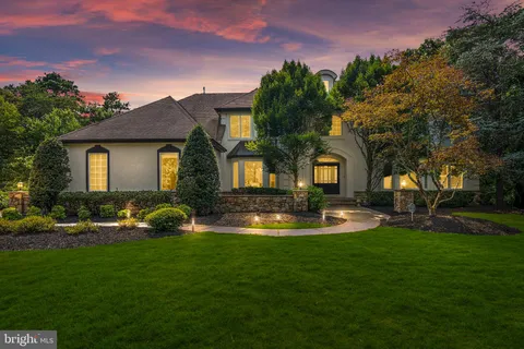 $1,750,000 | 8 Fairway Drive, Voorhees, NJ 08043