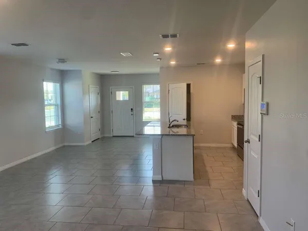 $2,800 | 13251 Pontoon Road, Winter Garden, FL 34787