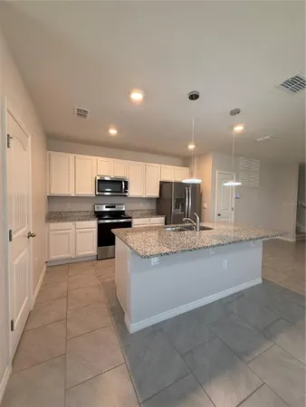 $2,800 | 13251 Pontoon Road, Winter Garden, FL 34787