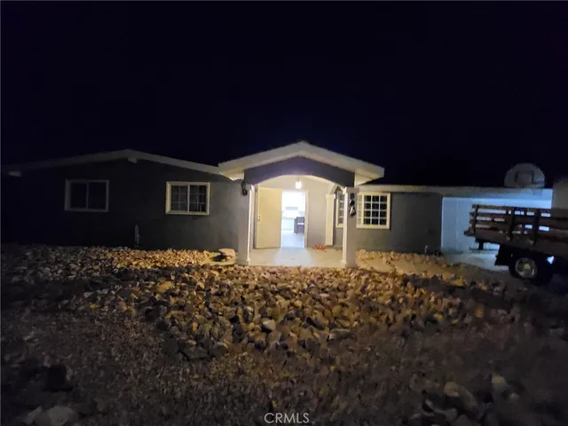 $3,250 | 38513 32nd Street East, Palmdale, CA 93550