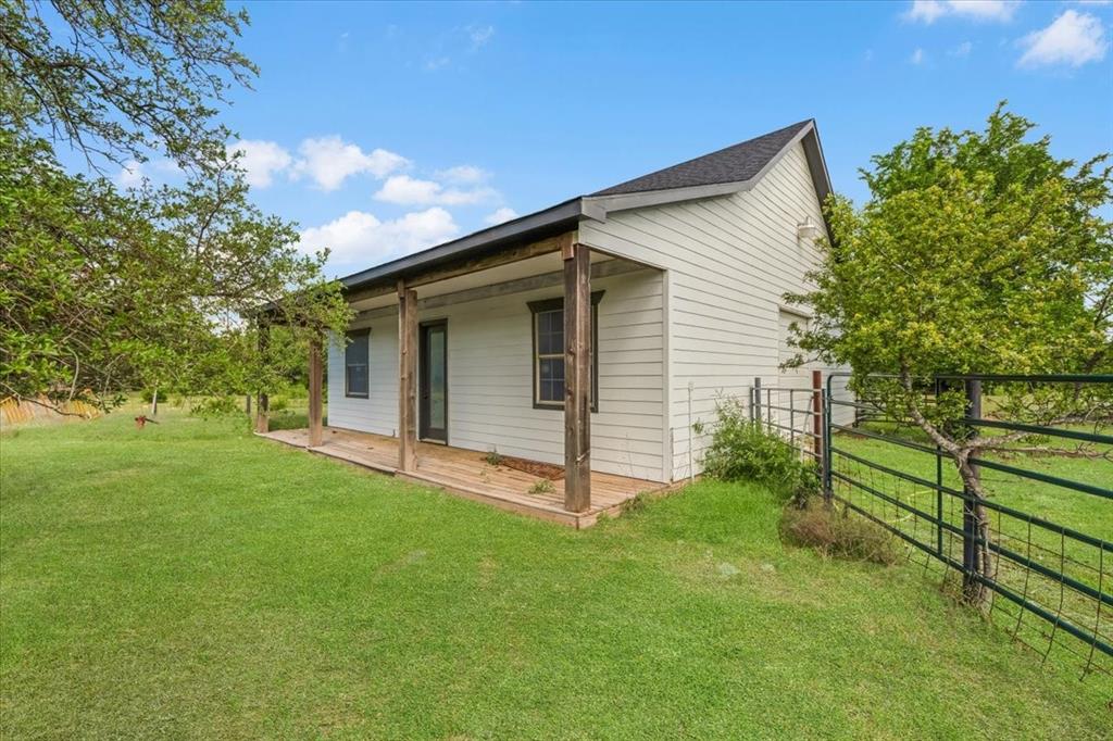 1145 Veal Station Road, Unit A Springtown, TX 76082 - Photo 32 of 40