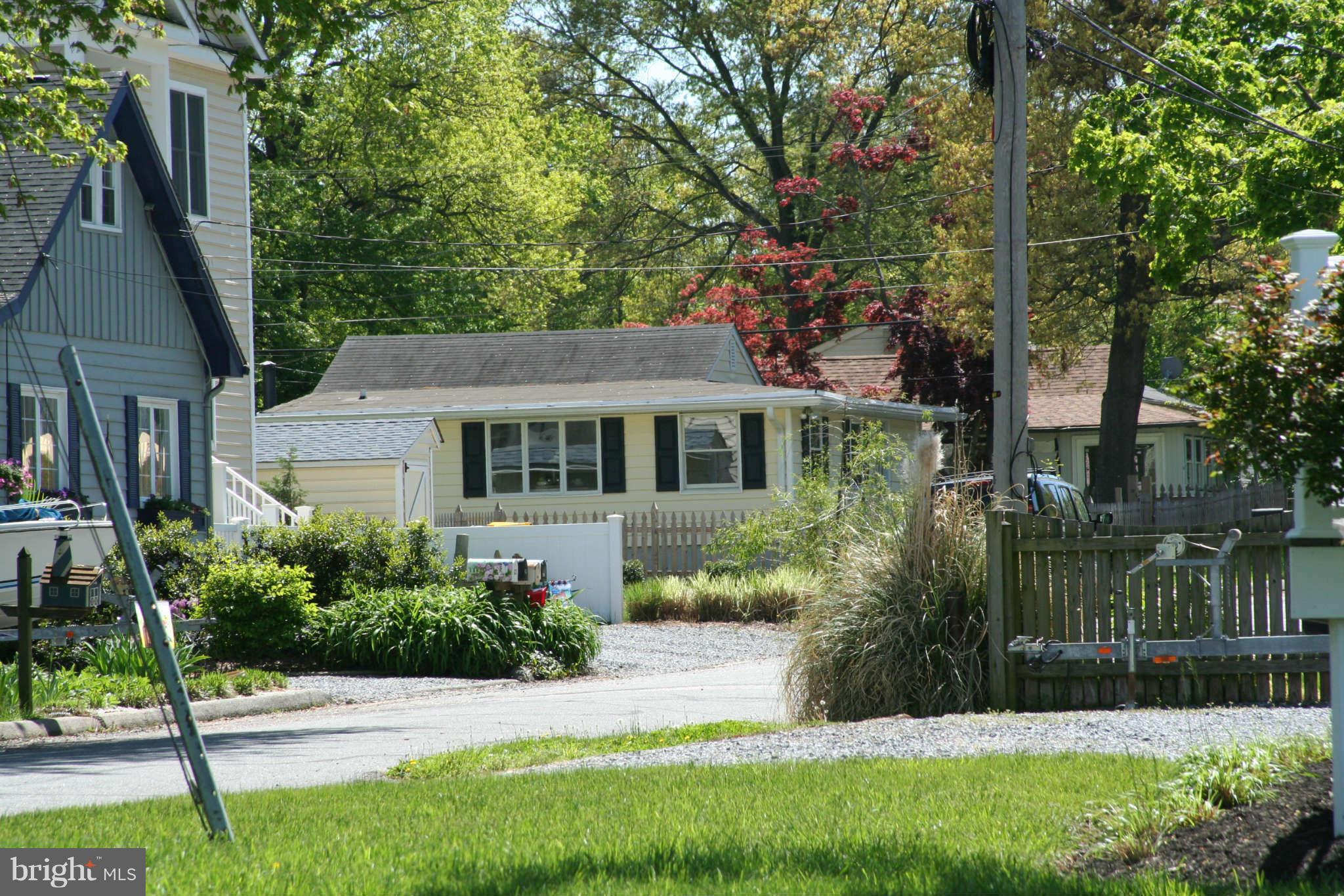 429 Silver Run Road Edgewater, MD 21037 - Photo 1 of 28 Exterior (Front)