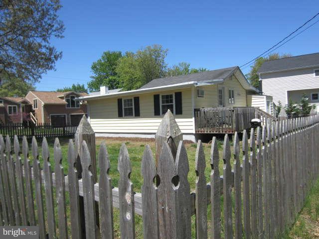 429 Silver Run Road Edgewater, MD 21037 - Photo 28 of 28 Exterior (Rear)