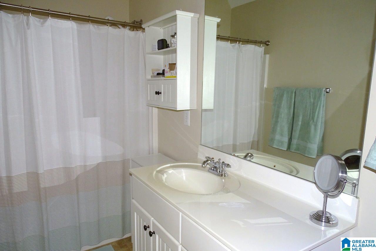 227 Amy Lane Helena, AL 35080 - Photo 16 of 22