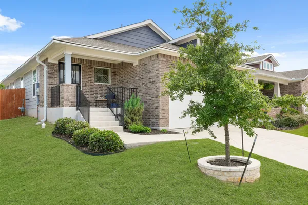 $1,800 | 128 River Hills Drive, Georgetown, TX 78628