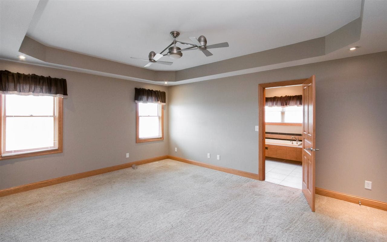 753 Hayes Road Tipton, IA 52772 - Photo 7 of 25 Gallery Image 7