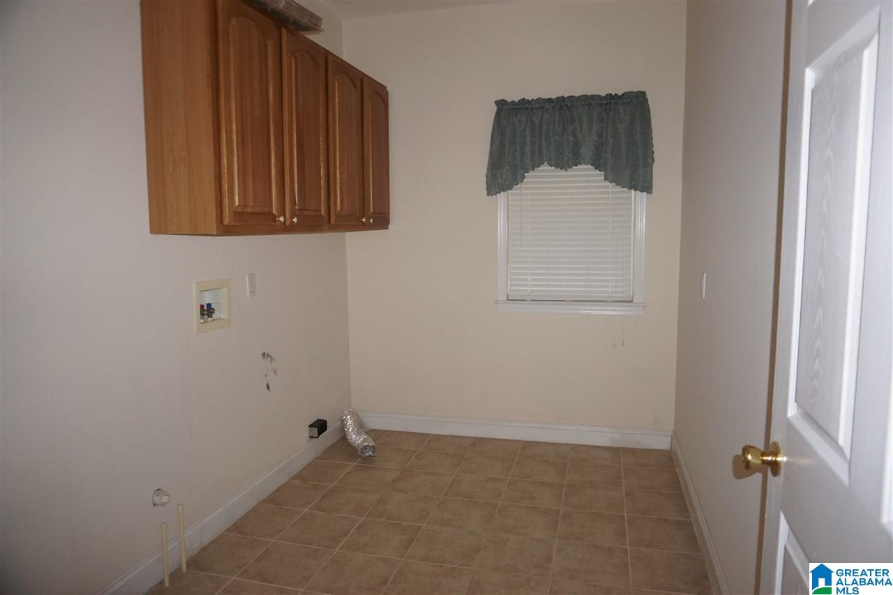 1741 Country Club Road Roanoke, AL 36274 - Photo 8 of 19