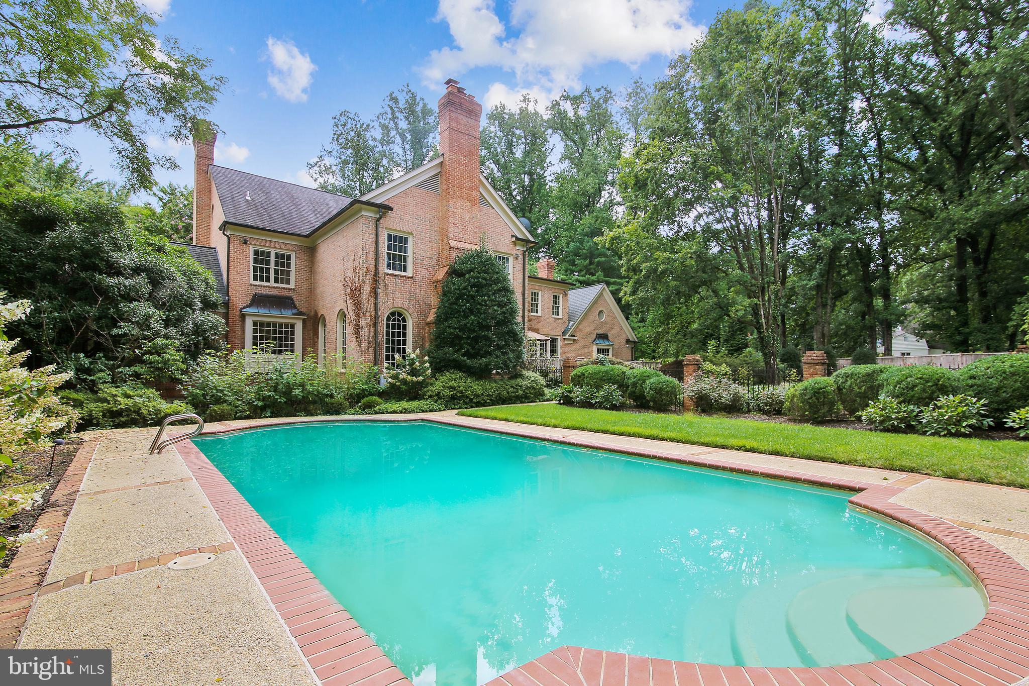 8723 Persimmon Tree Road Potomac, MD 20854 - Photo 32 of 81