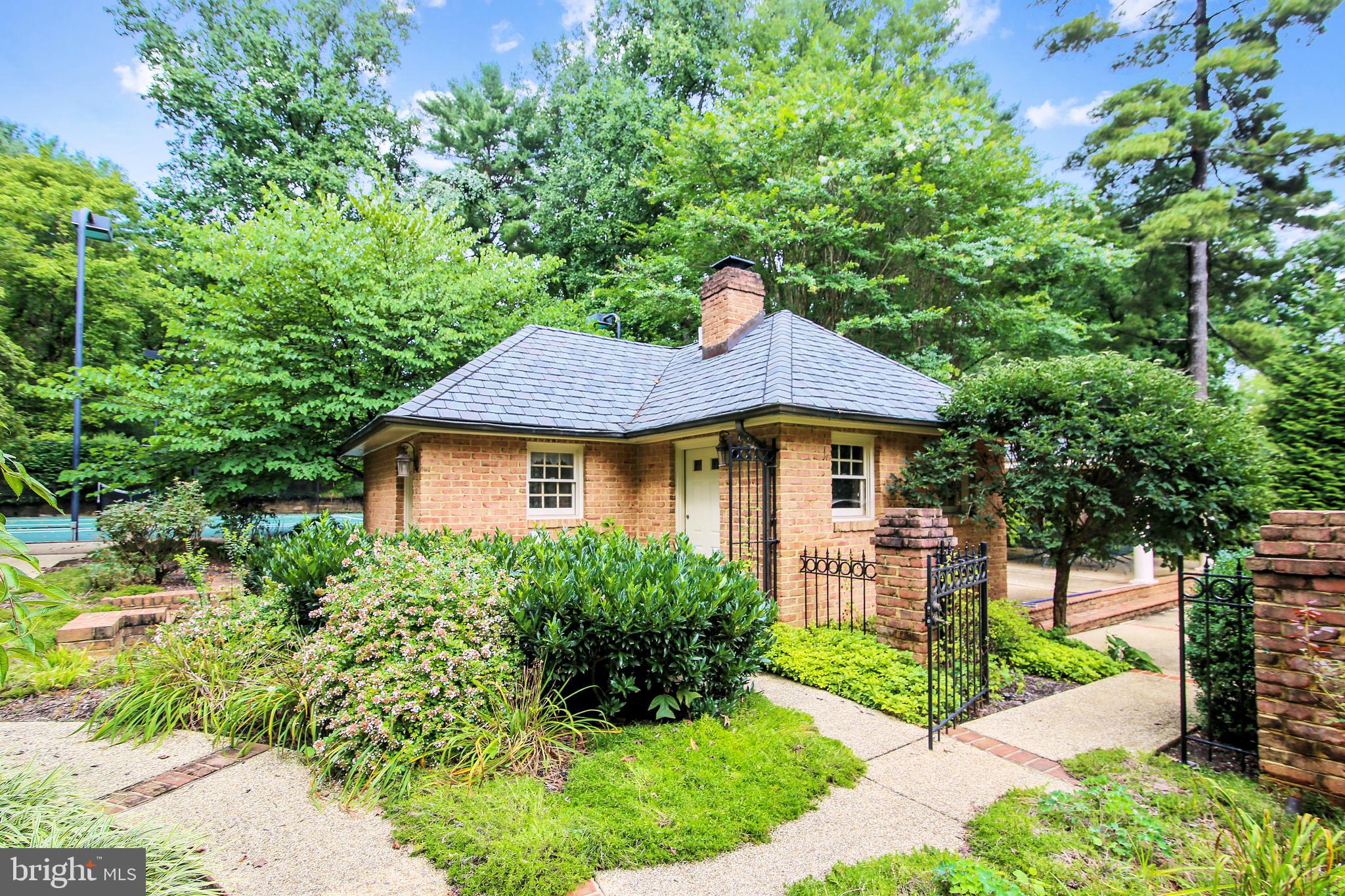 8723 Persimmon Tree Road Potomac, MD 20854 - Photo 36 of 81