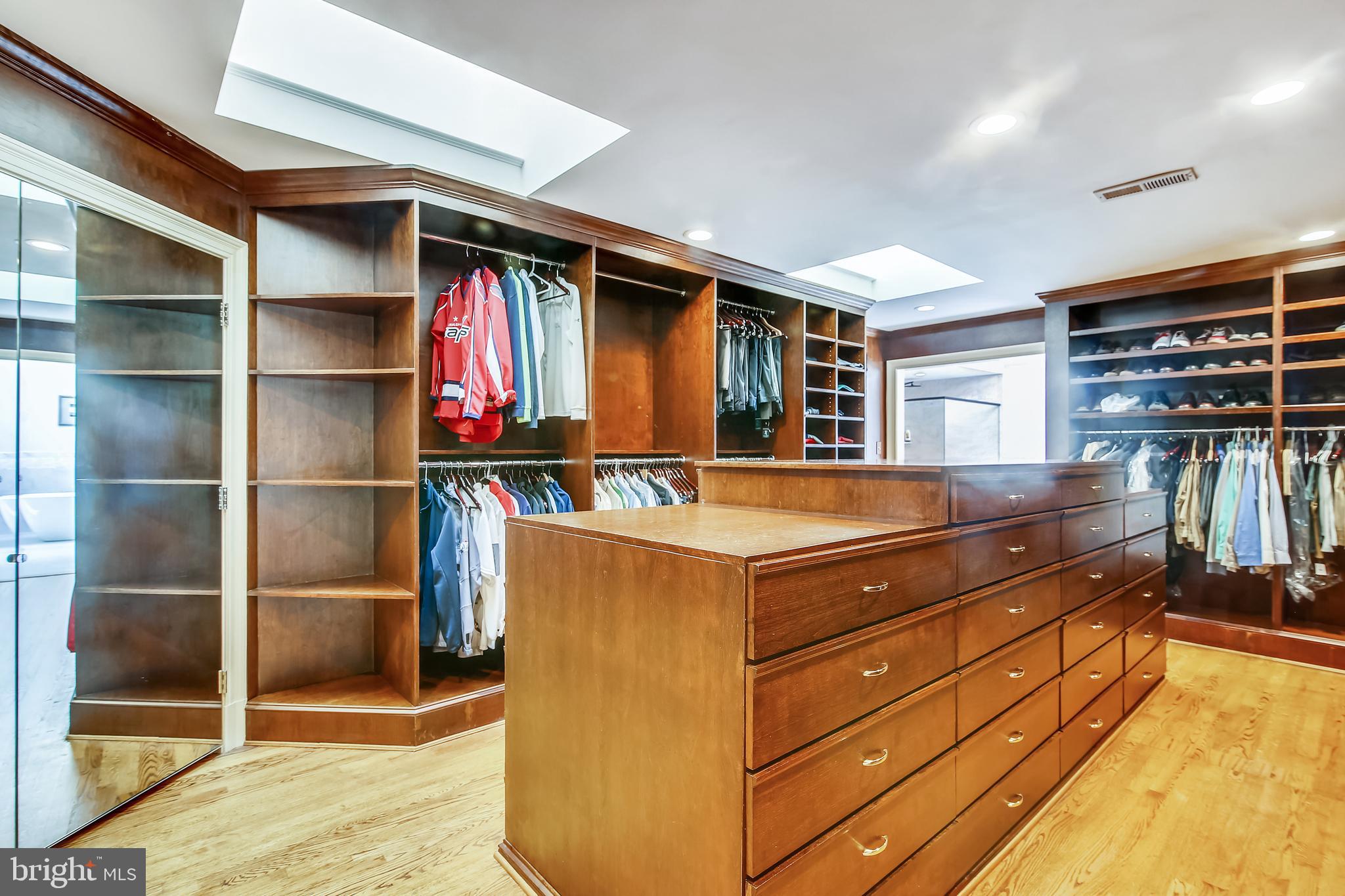 8723 Persimmon Tree Road Potomac, MD 20854 - Photo 49 of 81