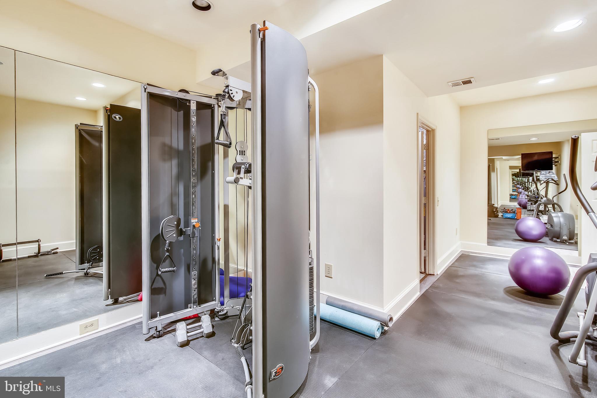 8723 Persimmon Tree Road Potomac, MD 20854 - Photo 75 of 81