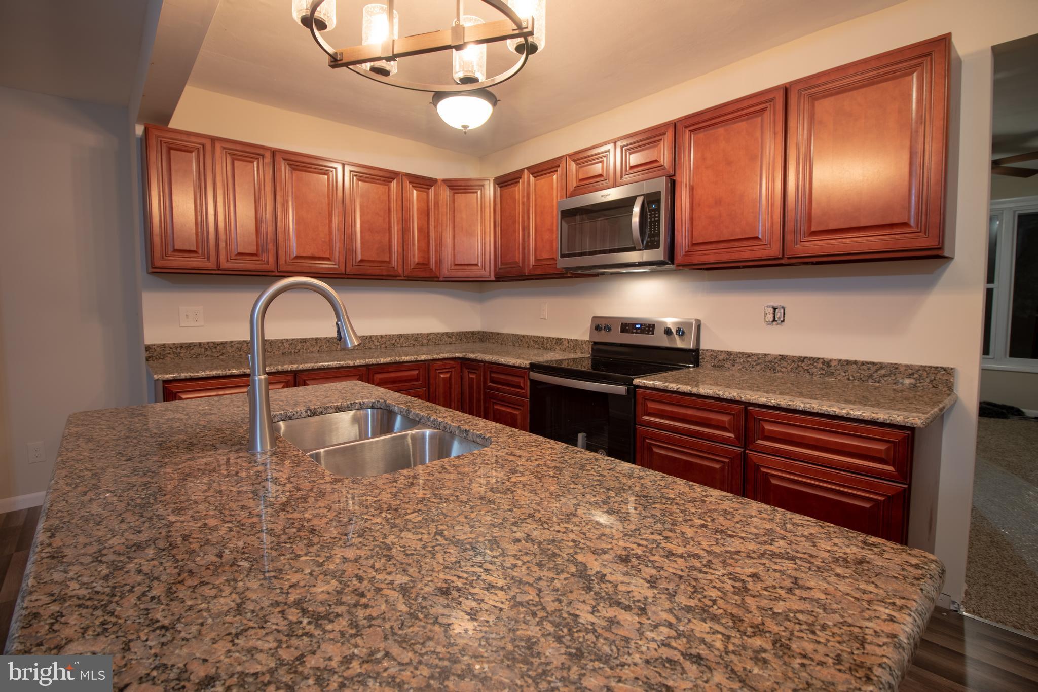 7340 Tucker Road Harrisburg, PA 17112 - Photo 7 of 21 Gallery Image 7