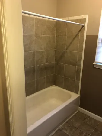 $650,000 | 204 George Akins Road, Westmoreland, TN 37186