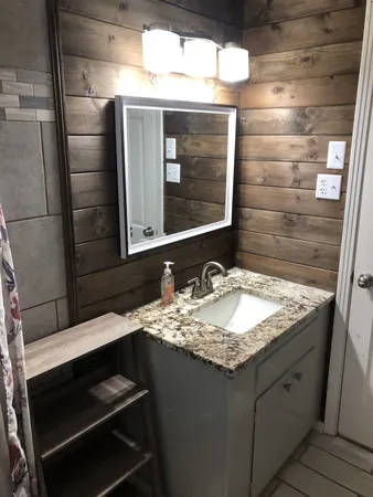 $650,000 | 204 George Akins Road, Westmoreland, TN 37186