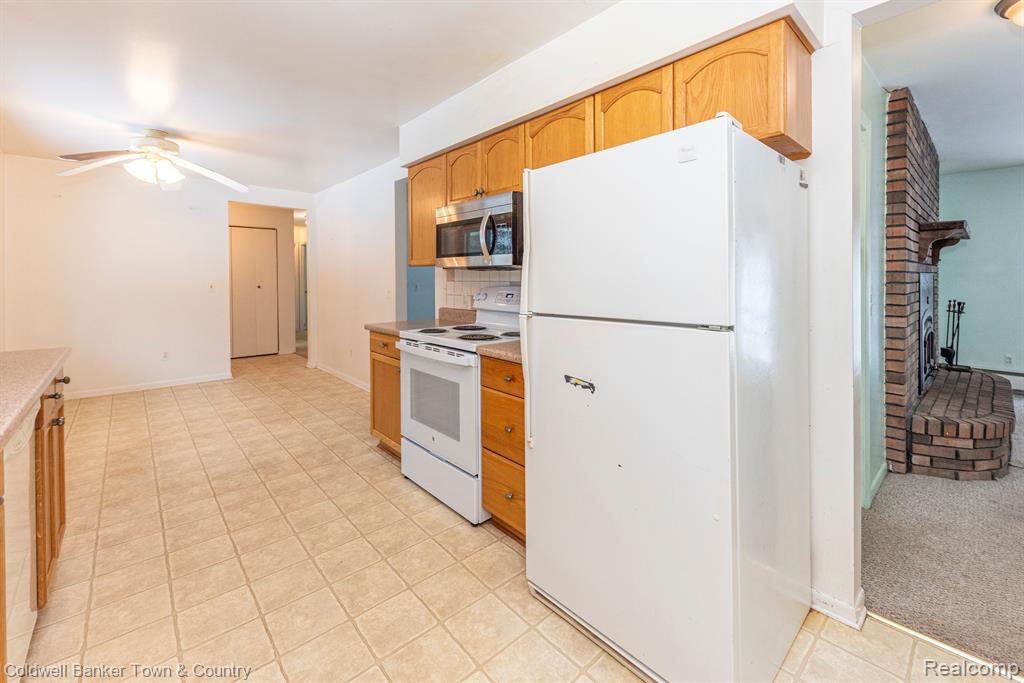 11644 Kerns Way Fenton, MI 48430 - Photo 16 of 50