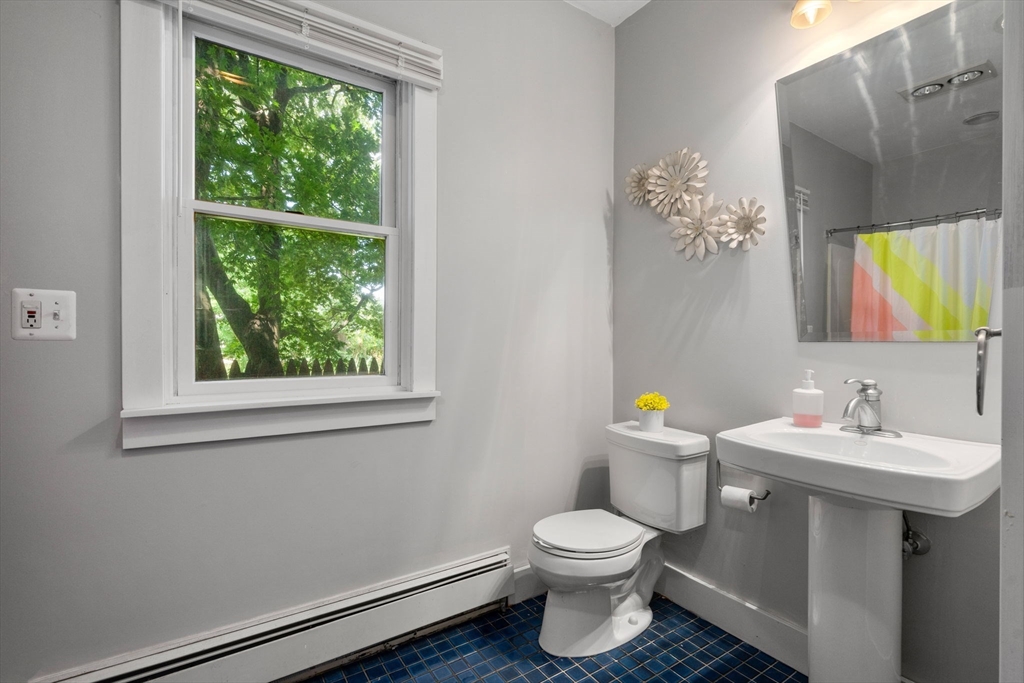 5 Westover Road Worcester, MA 01606 - Photo 17 of 35 Gallery Image 17