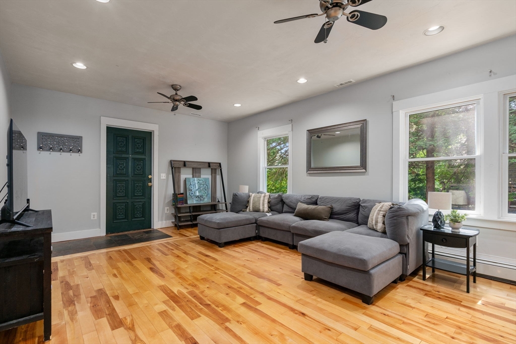 5 Westover Road Worcester, MA 01606 - Photo 7 of 35 Gallery Image 7