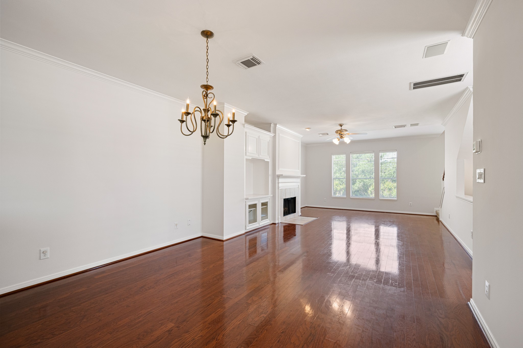1727 Hadley Street Houston, TX 77003 - Photo 10 of 38