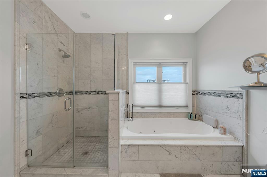 440 Morningside Avenue, Unit B Fairview, NJ 07022 - Photo 24 of 32