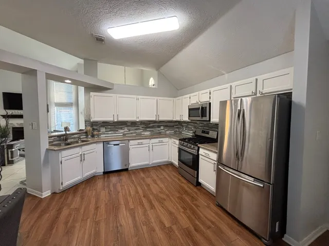 $1,895 | 30422 Arborg Drive, Spring, TX 77386