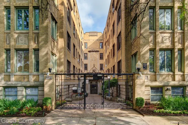 $1,000 | 120 Seward Avenue, Unit 2 / A11, Detroit, MI 48202