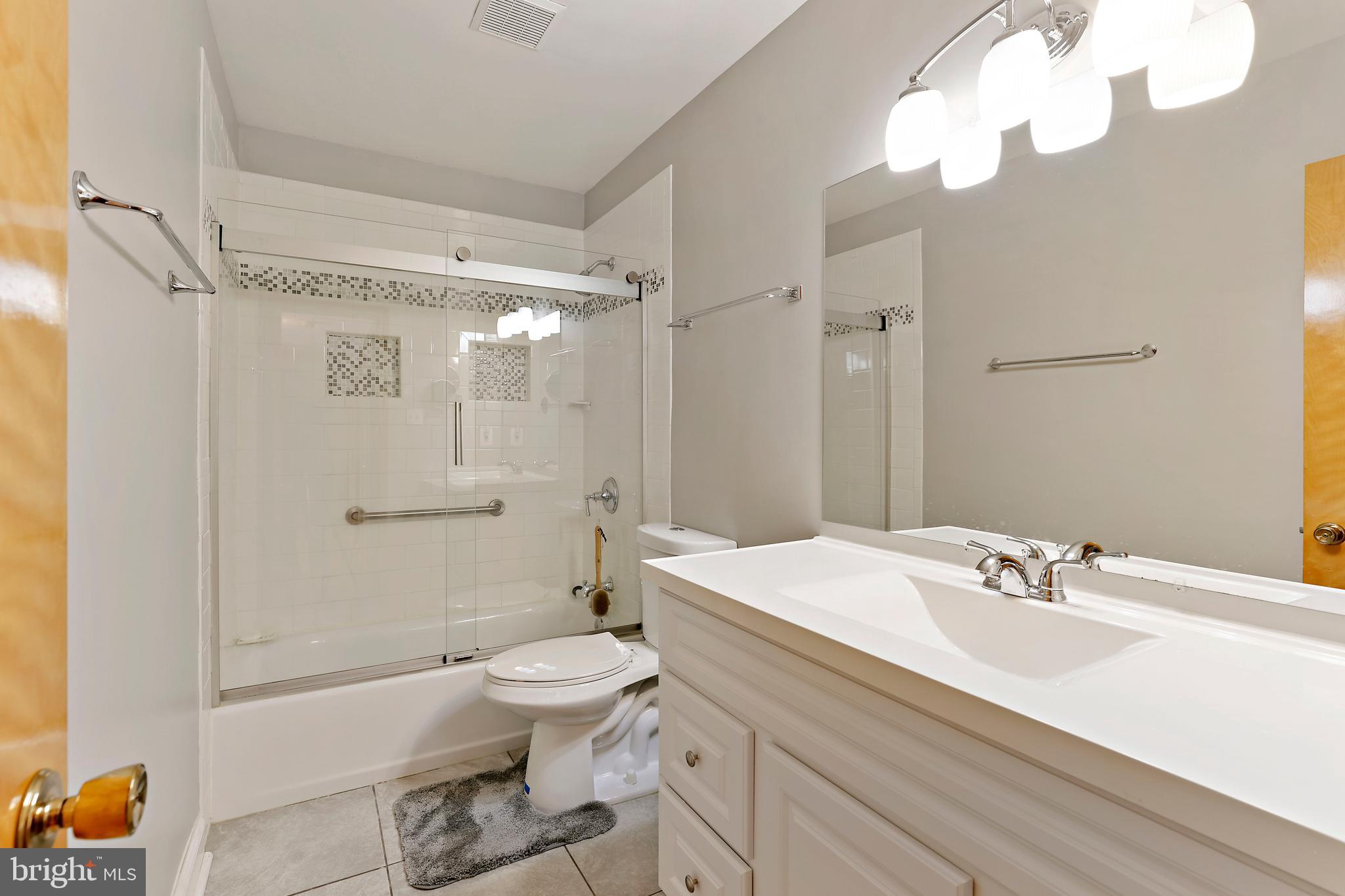 11862 Farside Road Ellicott City, MD 21042 - Photo 54 of 103 Full Bath