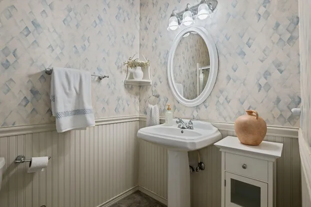 $1,375,000 | 5984 Berkeley Road, Goleta, CA 93117