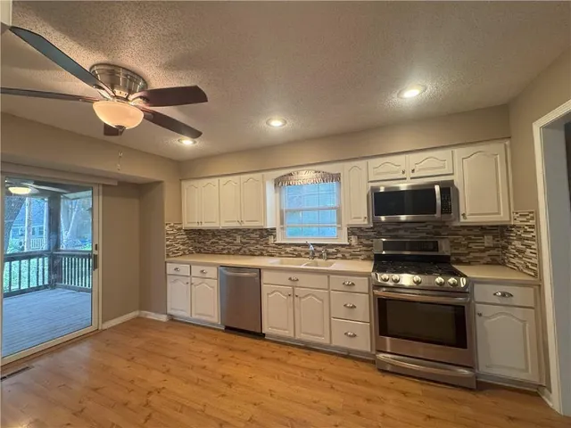 $378,000 | 9818 Melrose Street, Overland Park, KS 66214