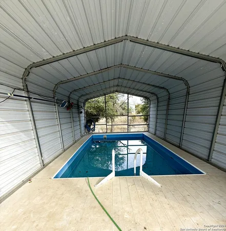 a view of a garage