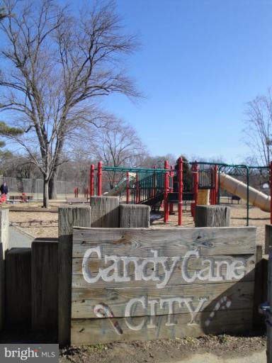 2710 Daniel Road Chevy Chase, MD 20815 - Photo 10 of 21 Meadowbrook Park