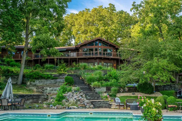 $3,400,000 | 12300 River Road, Plano, IL 60545