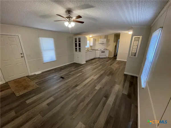 $1,475 | 317 King William, Canyon Lake, TX 78133